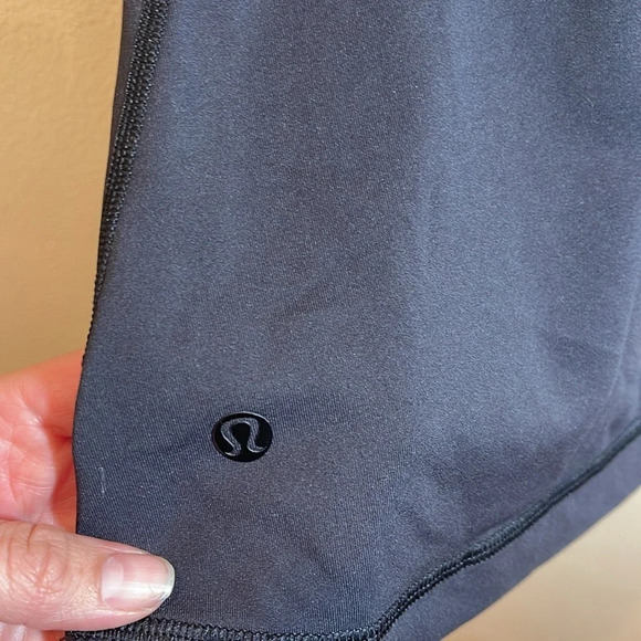 Lululemon Hot To Street Tank black size 4 - Picture 7 of 9